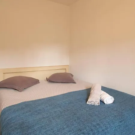 Un Petit Coin De France Parking Et Clim Apartamento *